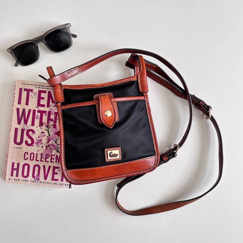 Dooney & Bourke Navy Nylon Wayfarer Letter Carrier Bag Crossbody